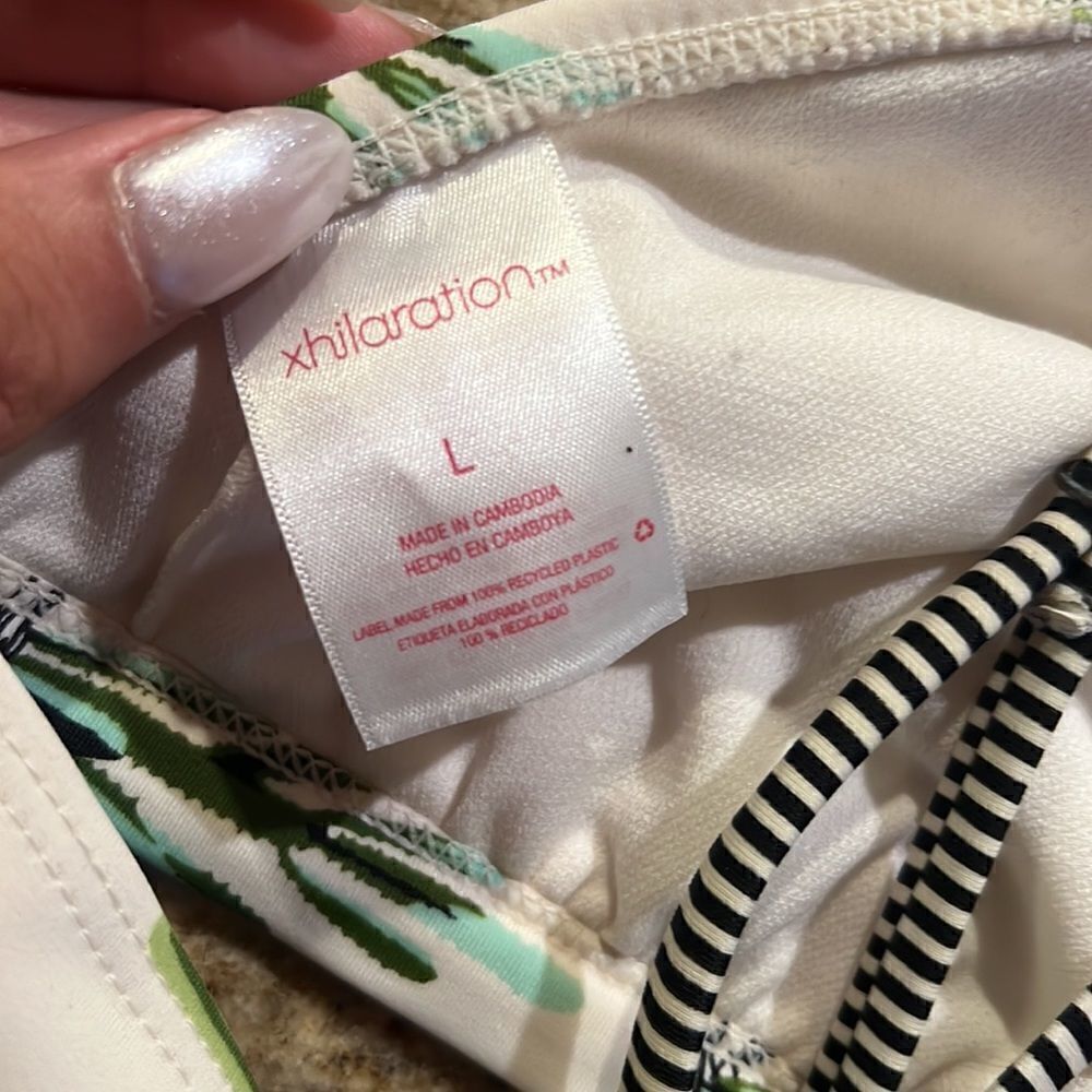 LIKE NEW - Cactus Bikini Top - Size Large - Never Worn - Picture 5 of 6